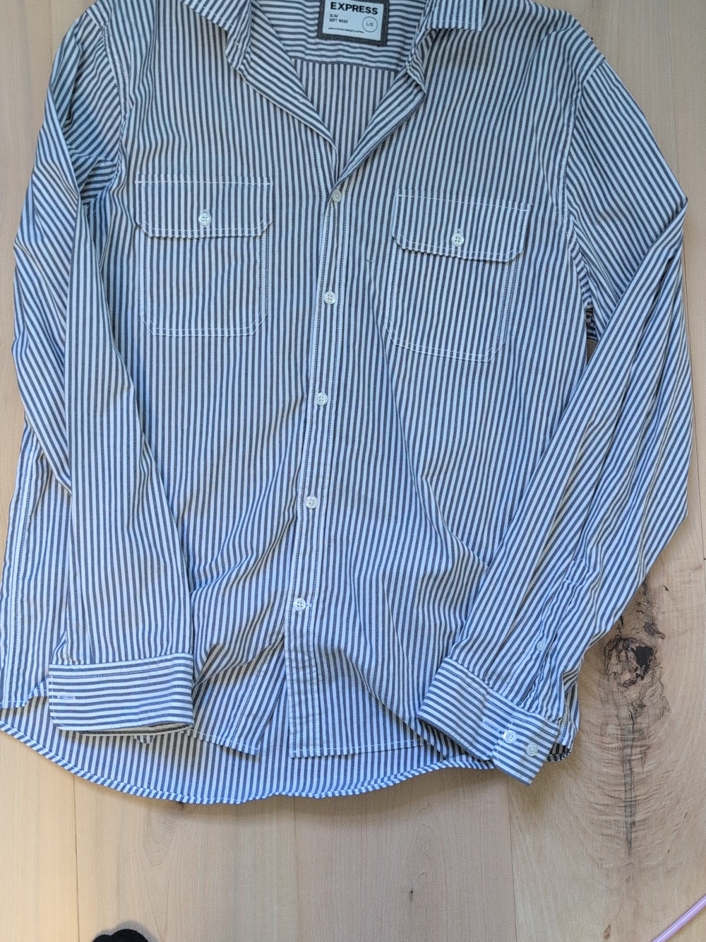 Express Mens L Soft Wash Button Shirt